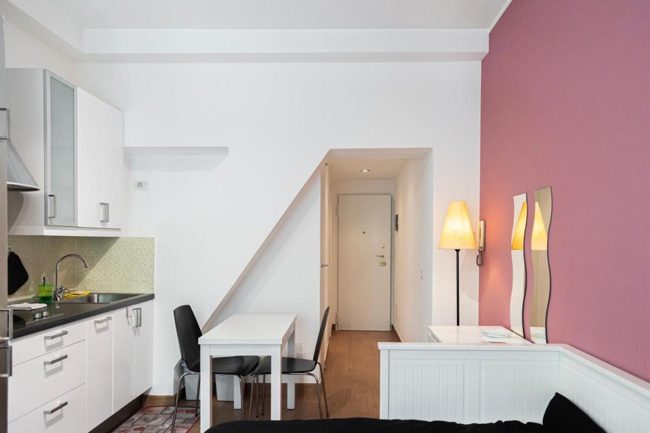 Accogliente Monolocale In Porta Romana Milan Exterior photo